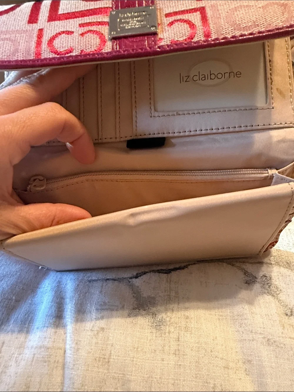 Liz Claiborne liz claiborne